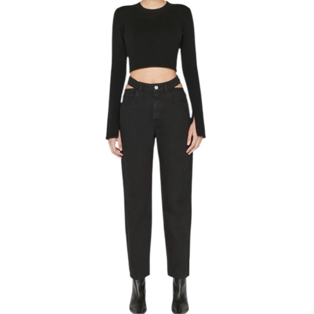 Frame Le High N Tight Straight Cut Out in Film Noir Size 28 Black